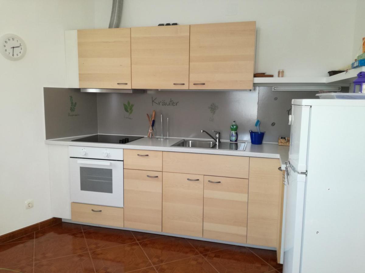 Apartments Pegla 네레자인 외부 사진