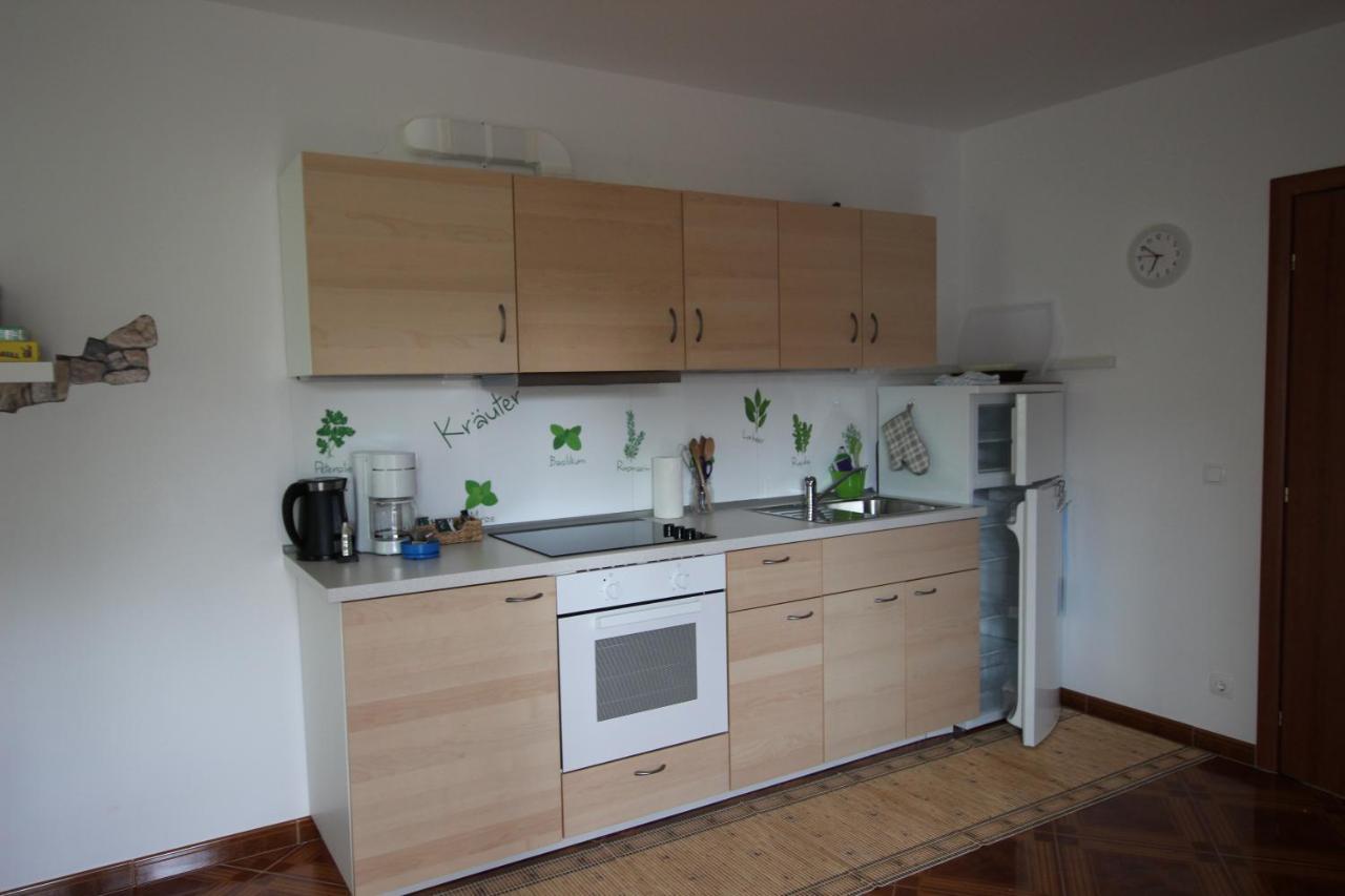 Apartments Pegla 네레자인 외부 사진